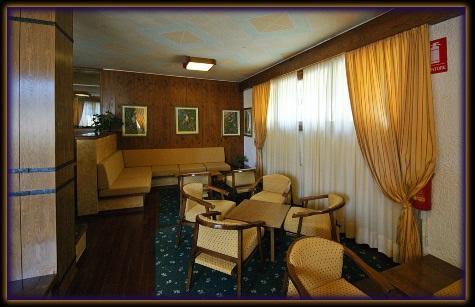 Des Alpes Hotel 3*